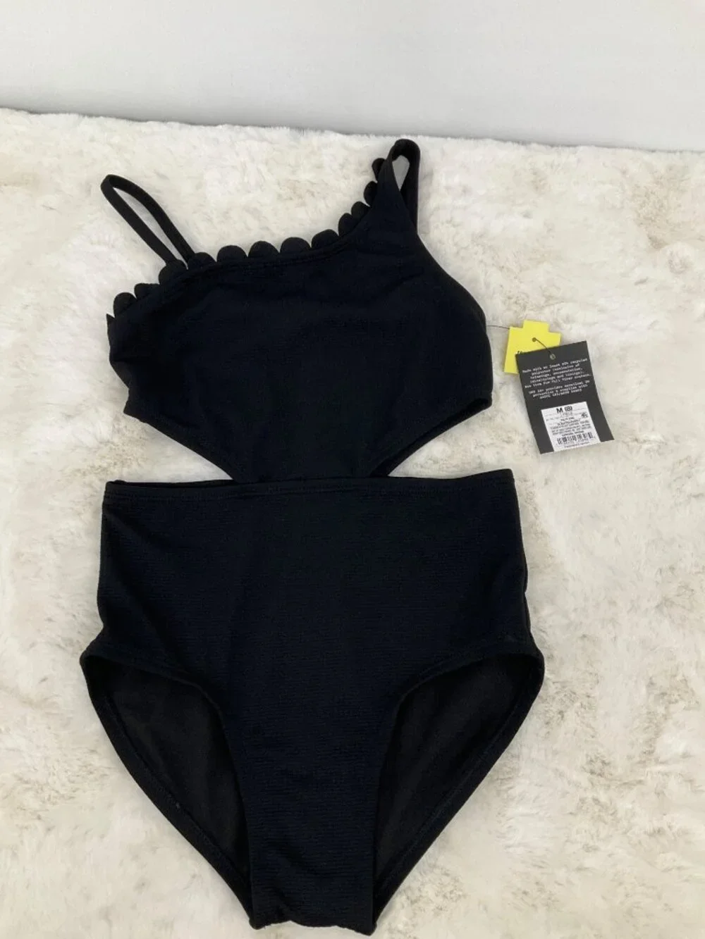 Art Class size Medium 8  Black One-piece Swimsuit Scalloped Cutout NEW
